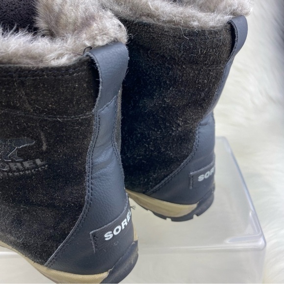 SOREL WINTER FUR  LACE UP BOOTS - Picture 7 of 9